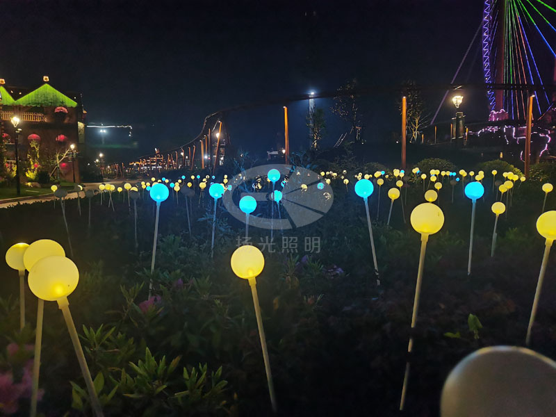 小鎮夜遊燈光實拍（pāi）圖（tú）二